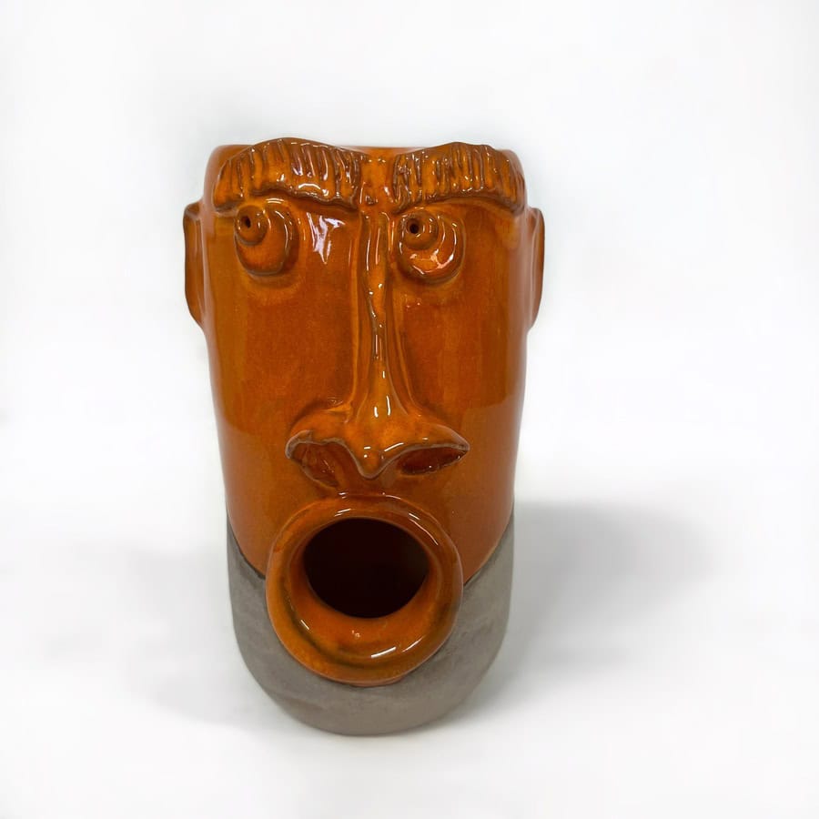 Stralunati Vases