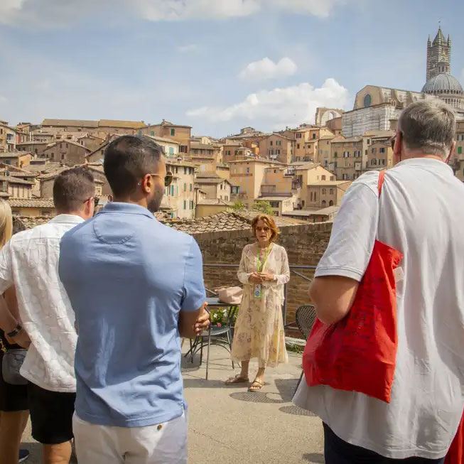 day-trip-from-florence-to-pisa-san-gimignano-siena
