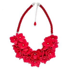Big flowers statement necklace