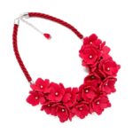 Big flowers statement necklace